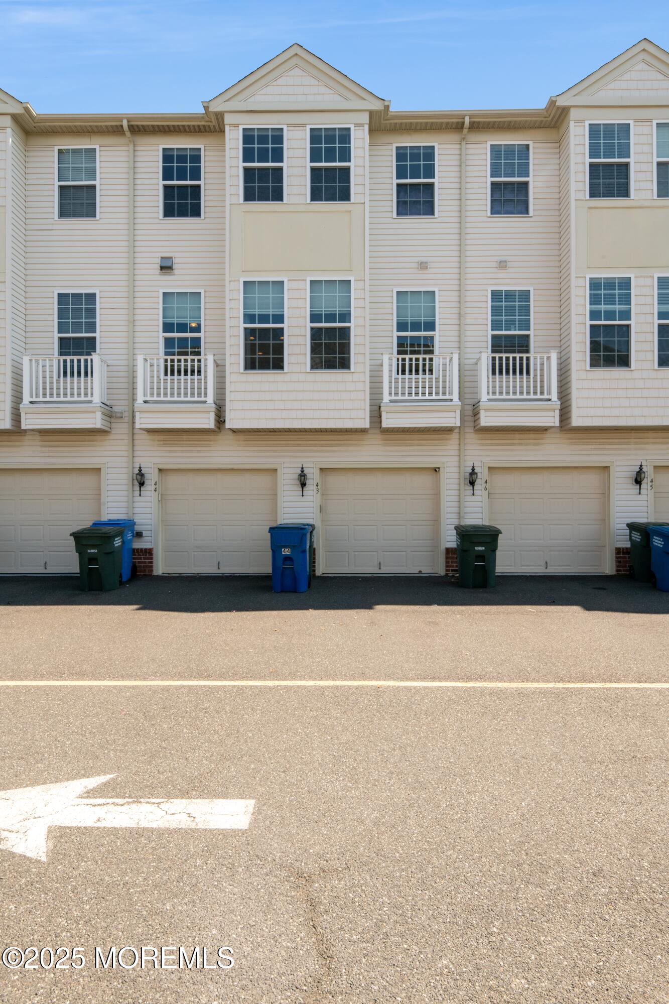 43 Kyle Drive Tinton Falls, NJ 07712 - Photo 24 of 25 03_43KyleDr_2005_HiRes