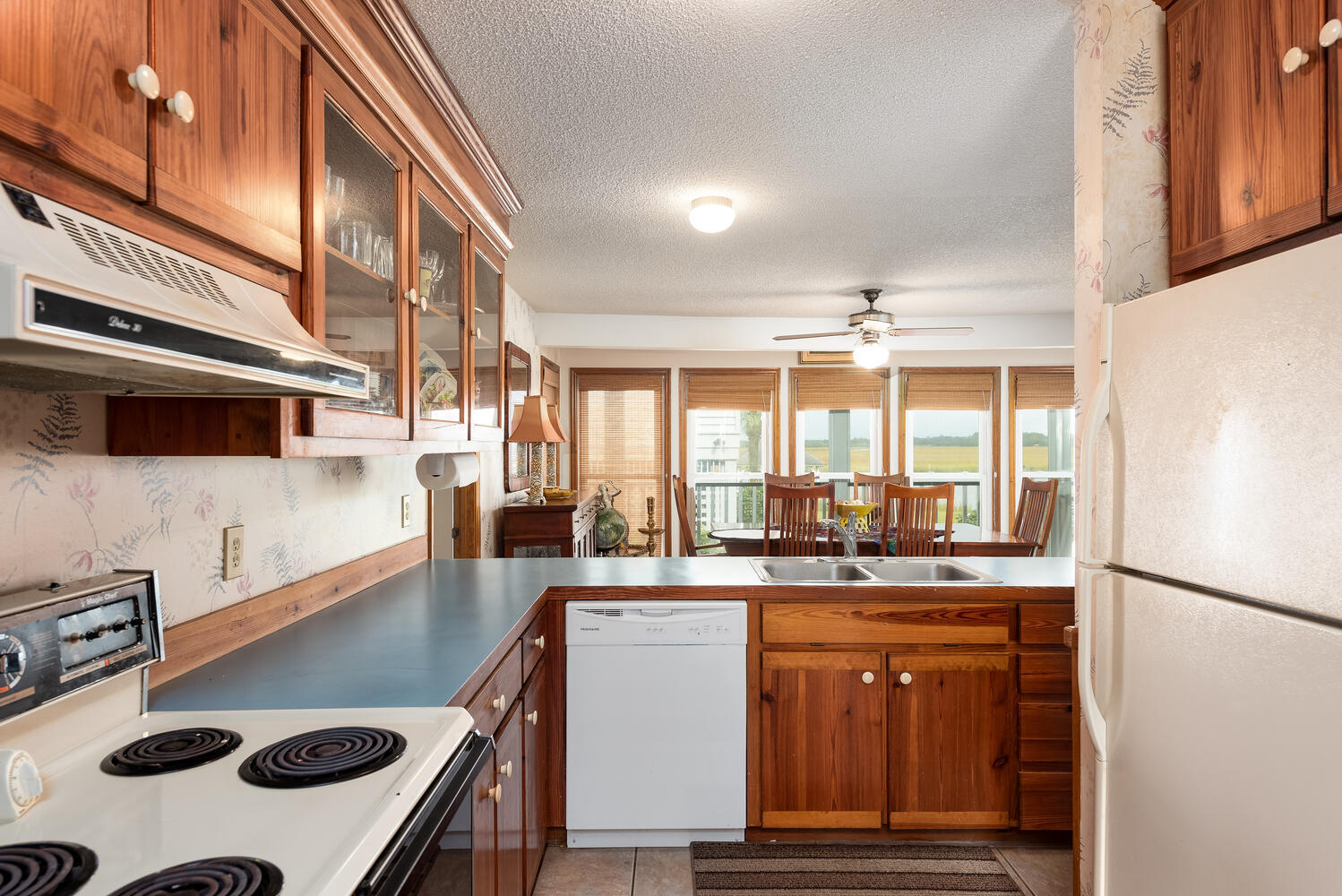 8897 Palmetto Road Edisto Island, SC 29438 - Photo 17 of 63 8897 Palmetto Rd Neck edisto-large-014-0