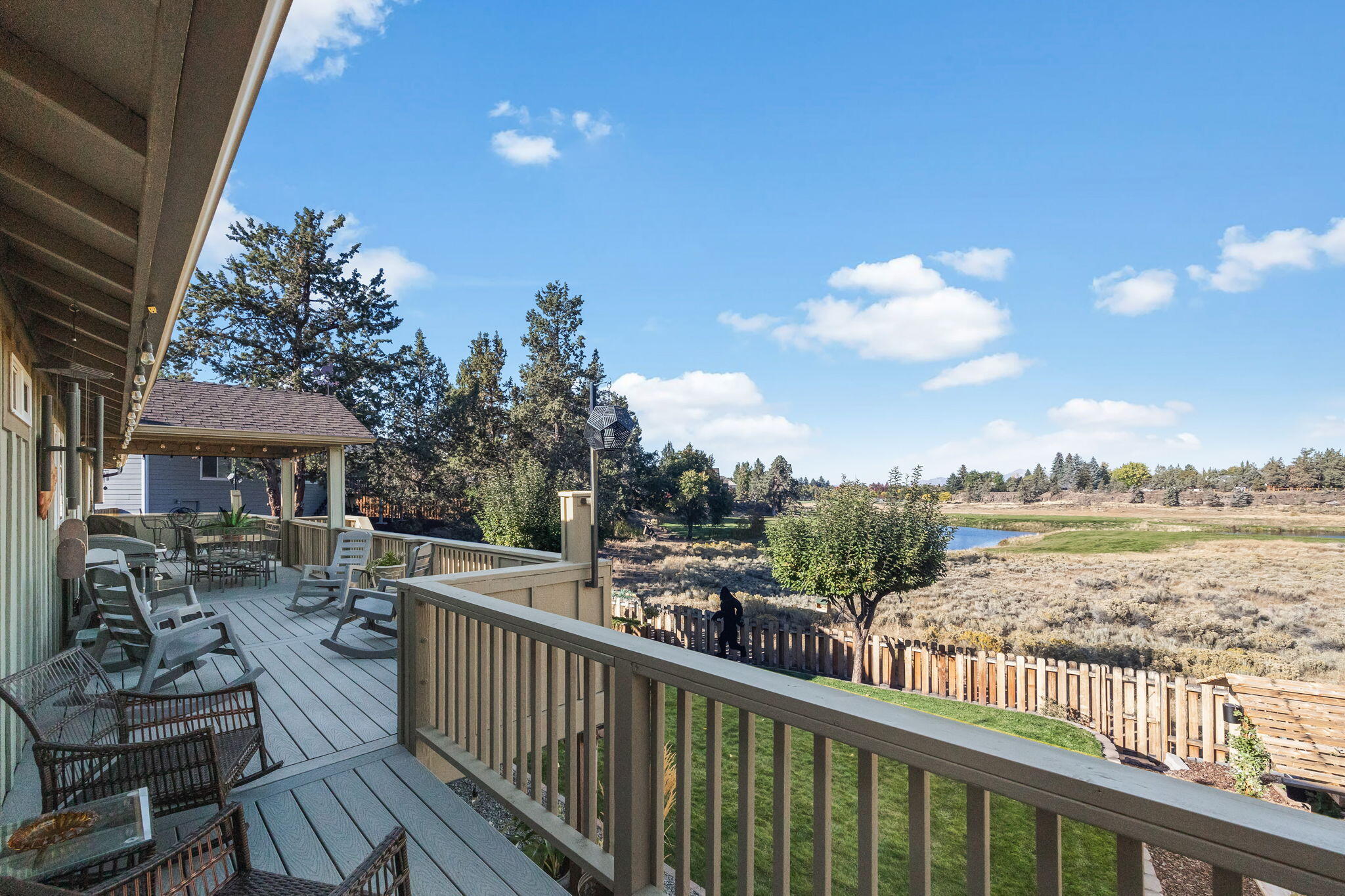 1268 Southwest Rimrock Way Redmond, OR 97756 - Photo 9 of 44 large-7f4fbe3d-d1ac-48af-ba01-6436b9081b