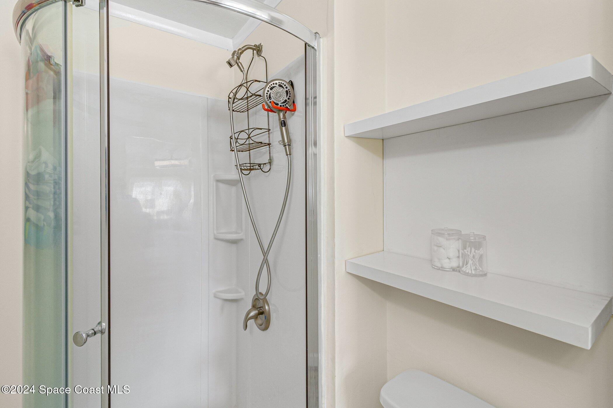 921 Laurel Circle Barefoot Bay, FL 32976 - Photo 22 of 56 921-Laurel-218.jpg-SMALL