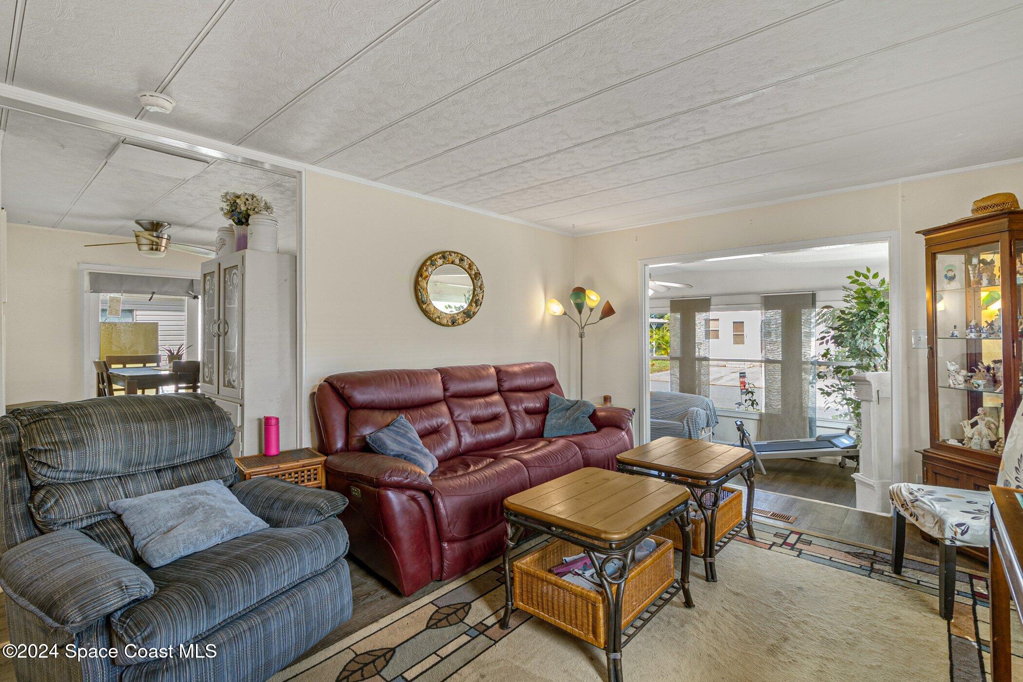 921 Laurel Circle Barefoot Bay, FL 32976 - Photo 3 of 56 921-Laurel-211.jpg-SMALL