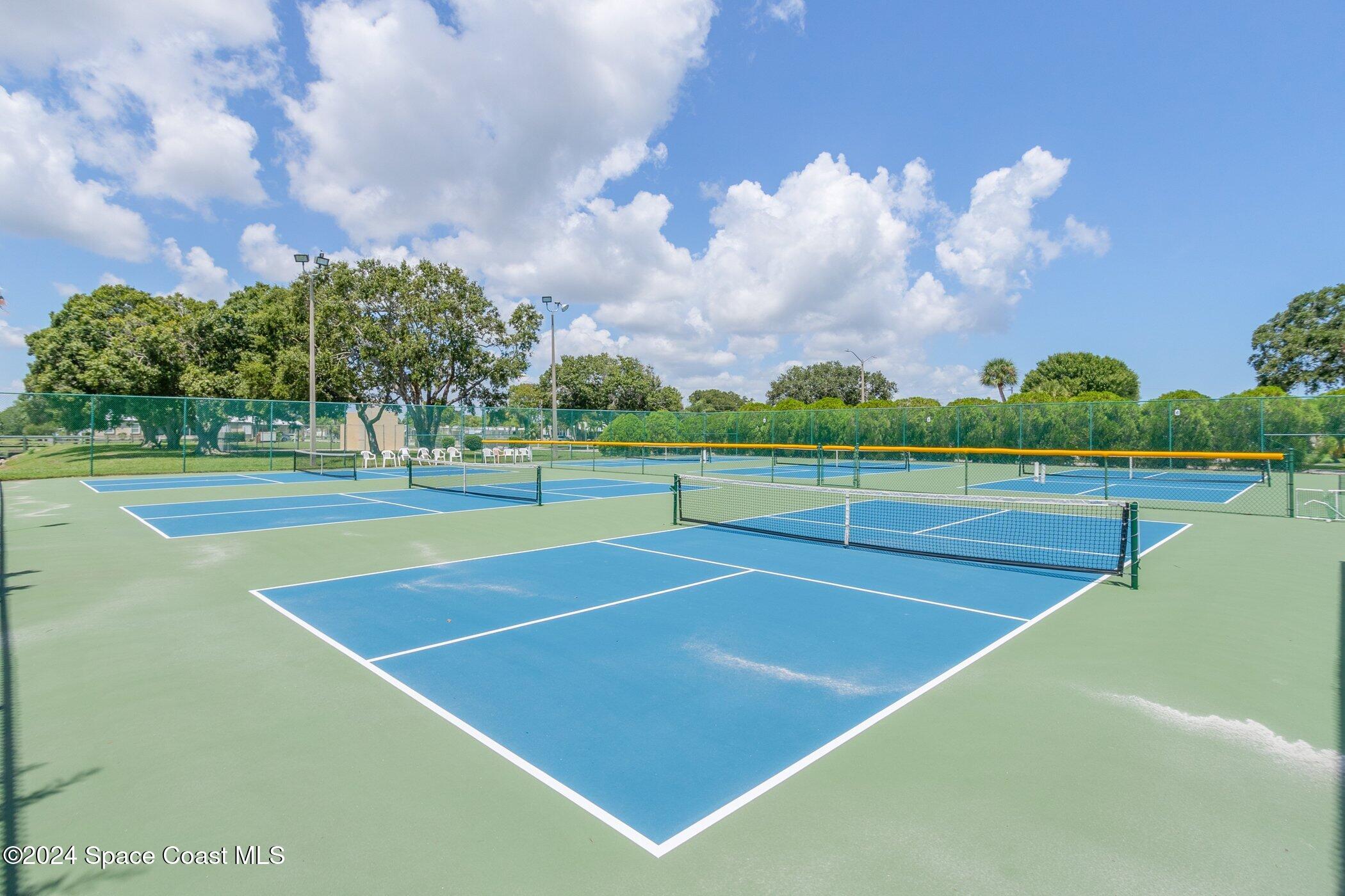 921 Laurel Circle Barefoot Bay, FL 32976 - Photo 32 of 56 Barefoot-Bay-337.jpg-SMALL