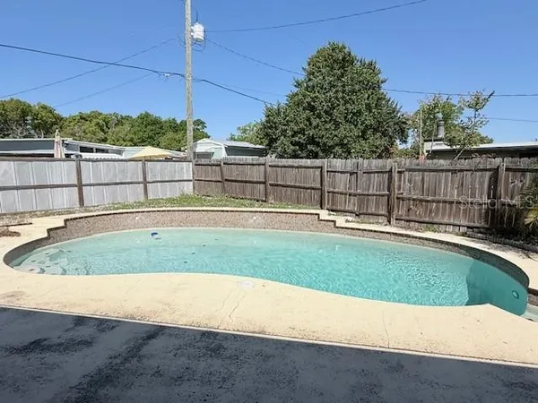 $2,395 | 1219 Julian Ln Drive, Tampa, FL 33619