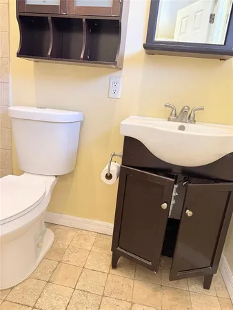 $2,395 | 1219 Julian Ln Drive, Tampa, FL 33619