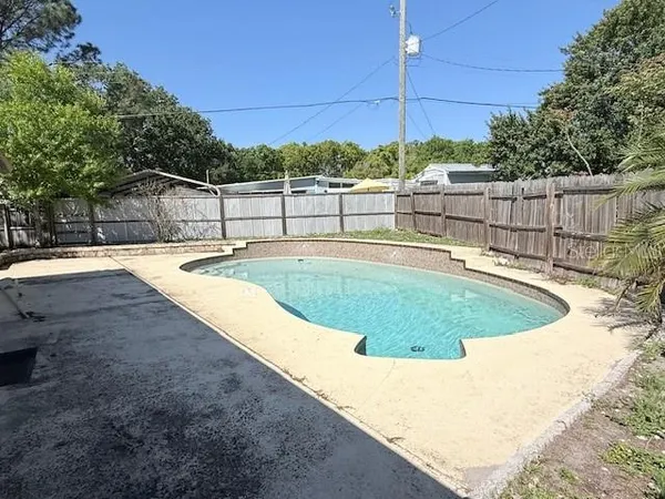 $2,395 | 1219 Julian Ln Drive, Tampa, FL 33619