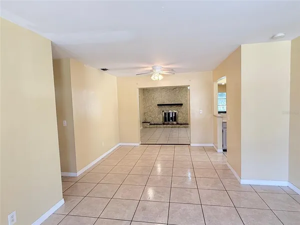 $2,395 | 1219 Julian Ln Drive, Tampa, FL 33619