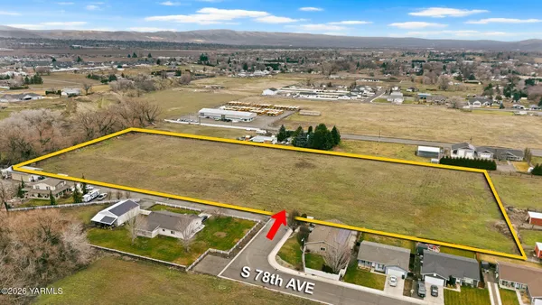 $699,900 | 7703 Ahtanum Road, Yakima, WA 98903