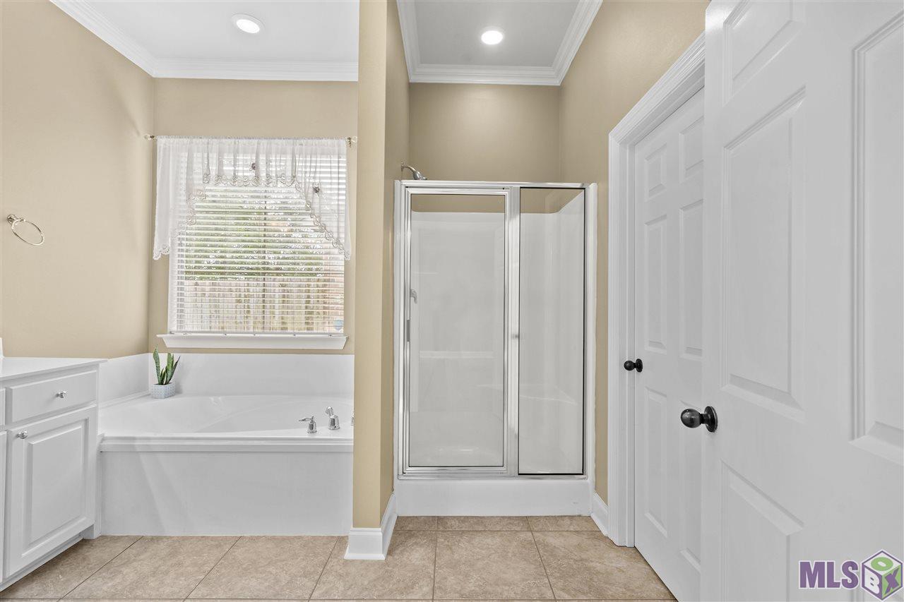 12909 Hidden Ridge Drive Baton Rouge, LA 70816 - Photo 13 of 22