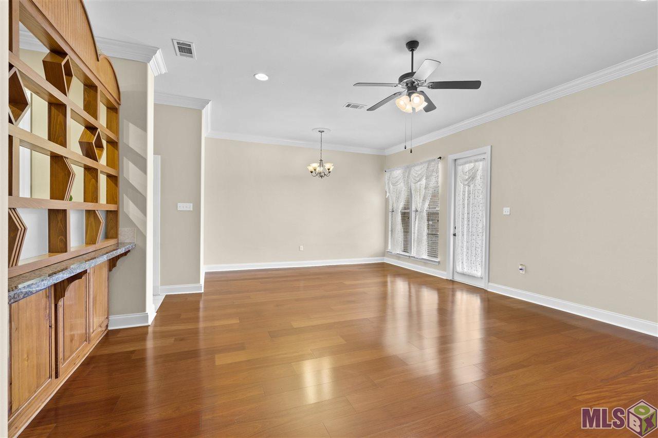 12909 Hidden Ridge Drive Baton Rouge, LA 70816 - Photo 9 of 22