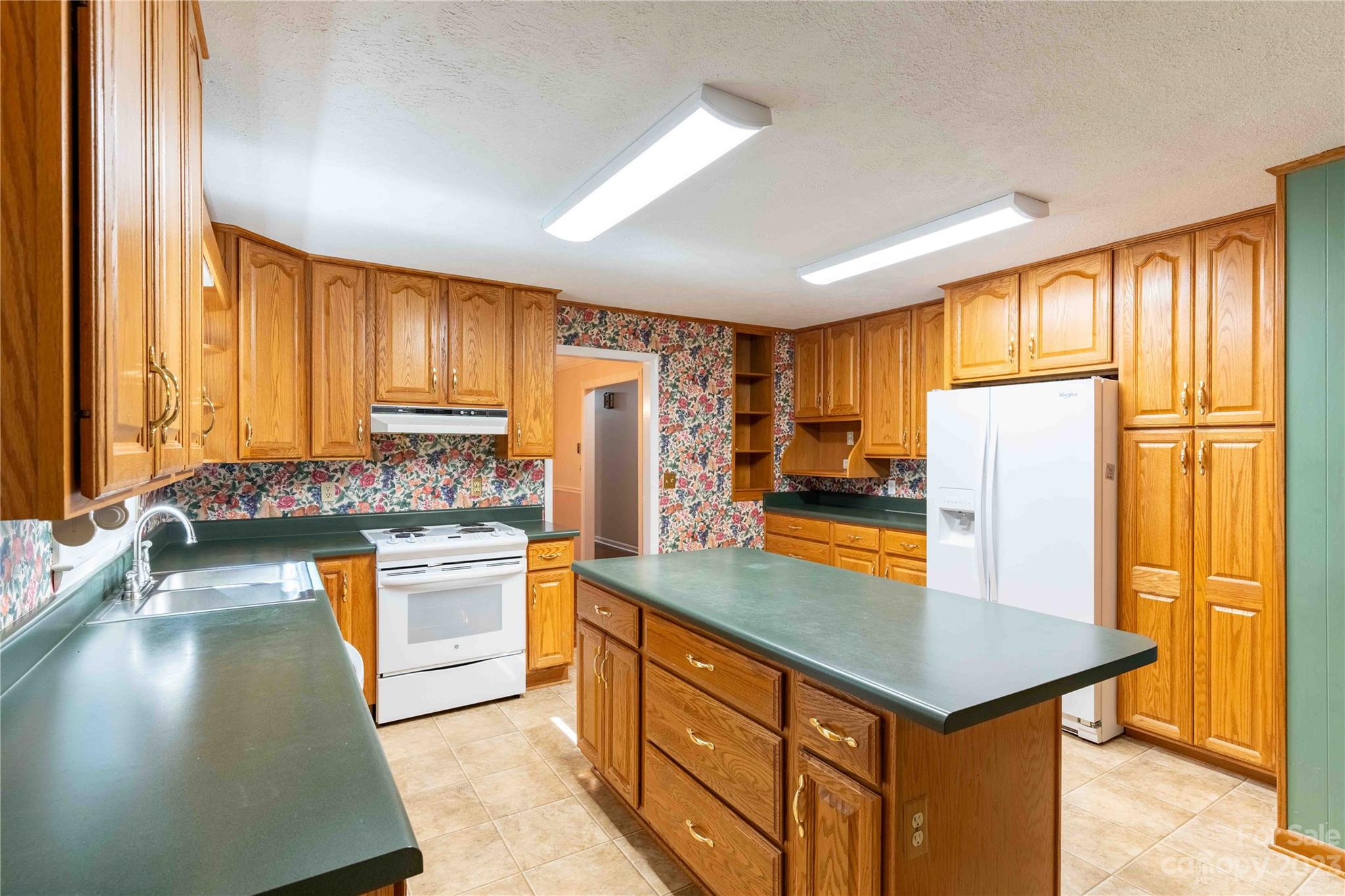 98 Williams Road Fletcher, NC 28732 - Photo 9 of 33 Gallery Image 9