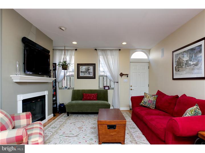 732 South 3rd Street Philadelphia, PA 19147 - Photo 2 of 20