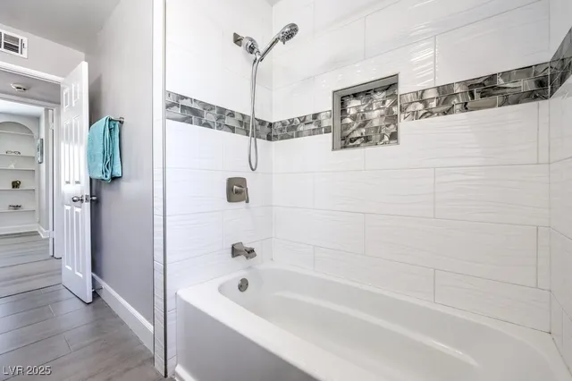 $2,995 | 2400 Sherman Place, Las Vegas, NV 89102