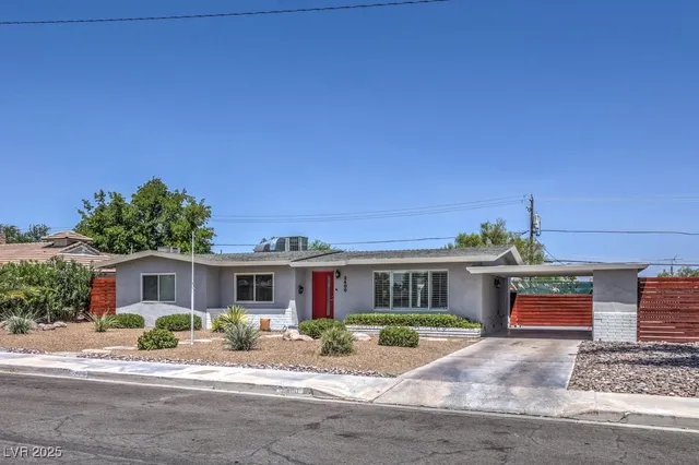 $2,995 | 2400 Sherman Place, Las Vegas, NV 89102