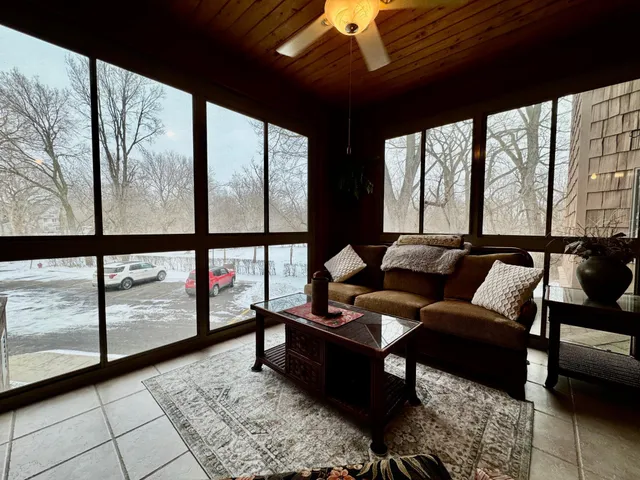 $200,000 | 415 South 4th Street, Unit C1, Marshall, MN 56258