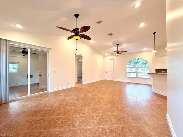 $2,750 | 4125 13th Avenue Southwest, Naples, FL 34116