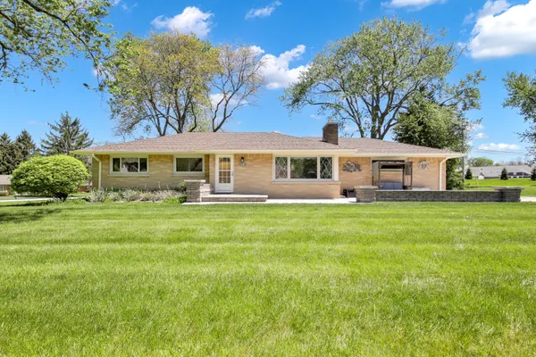 $425,000 | 4140 North 162nd Street, Brookfield, WI 53005