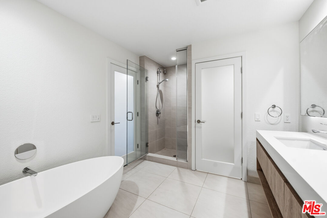6487 Cavalleri Road, Unit 309 Malibu, CA 90265 - Photo 8 of 8 Gallery Image 8