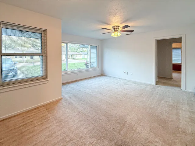 a view of empty room with window