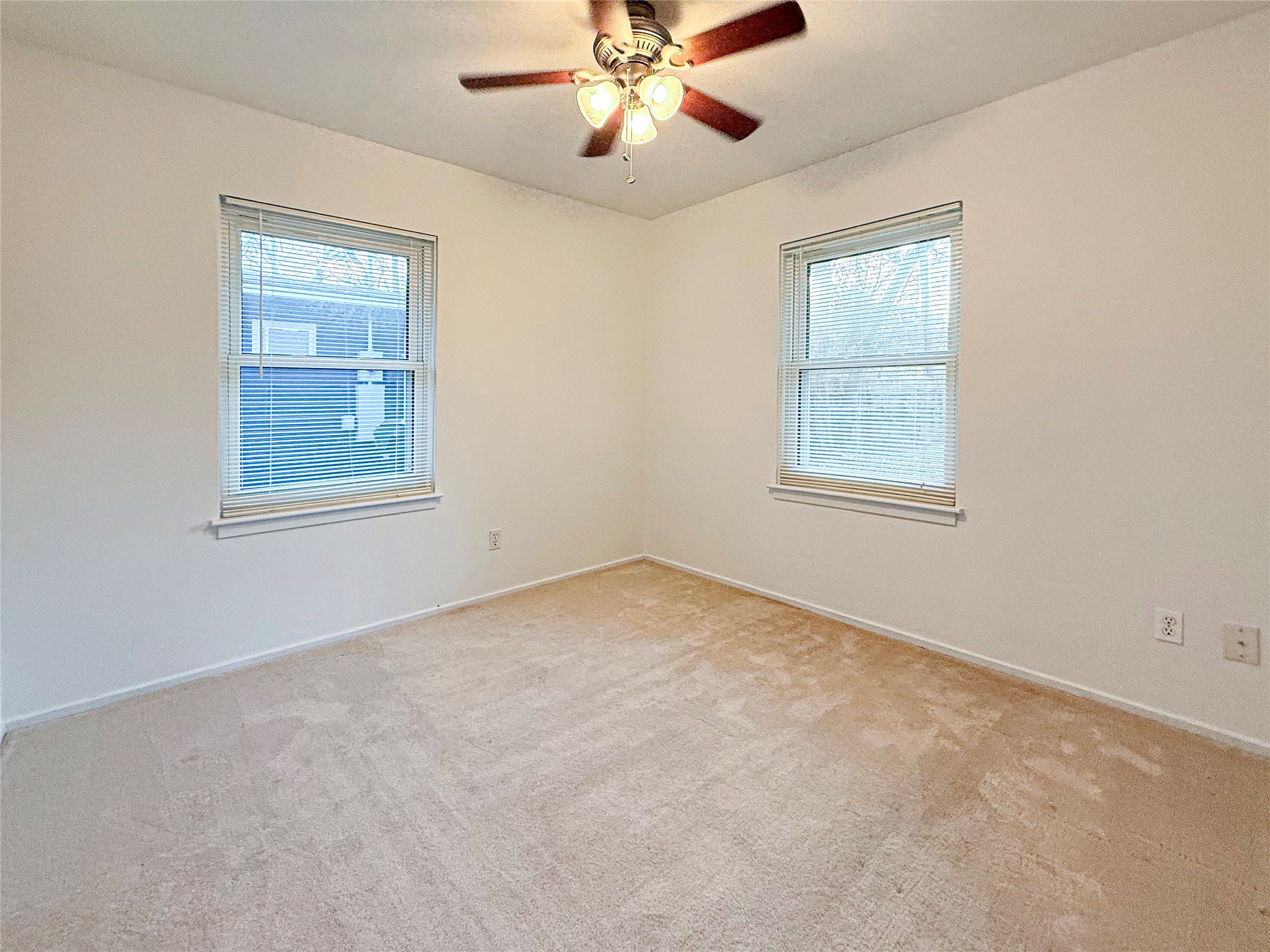 116 Cypress Street Lake Jackson, TX 77566 - Photo 10 of 16