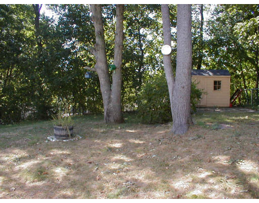 28 Chestnut Road Reading, MA 01867 - Photo 5 of 5 Gallery Image 5