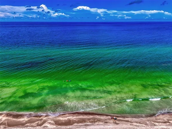 $3,200 | 4410 Exeter Drive, Unit 204, Longboat Key, FL 34228