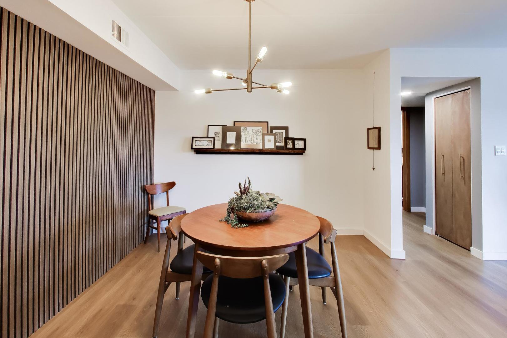 900 South River Road, Unit 4B Des Plaines, IL 60016 - Photo 6 of 24