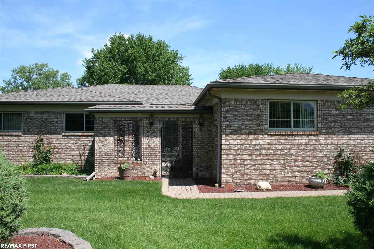3541 Leason Road Sterling Heights, MI 48310 - Photo 3 of 44