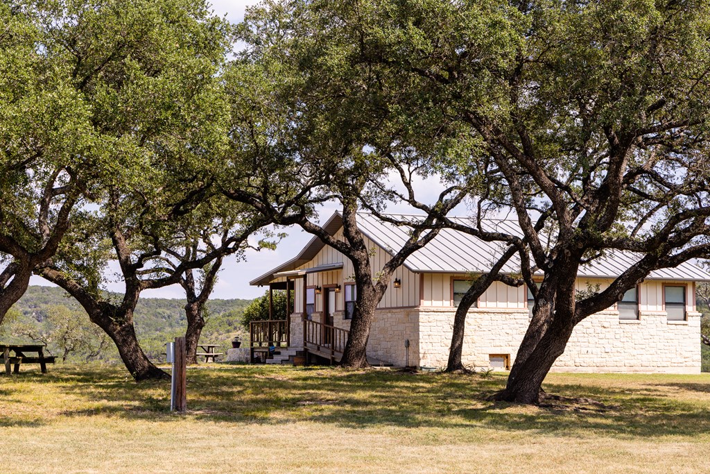 945 Elm Pass Road Center Point, TX 78010 - Photo 31 of 41