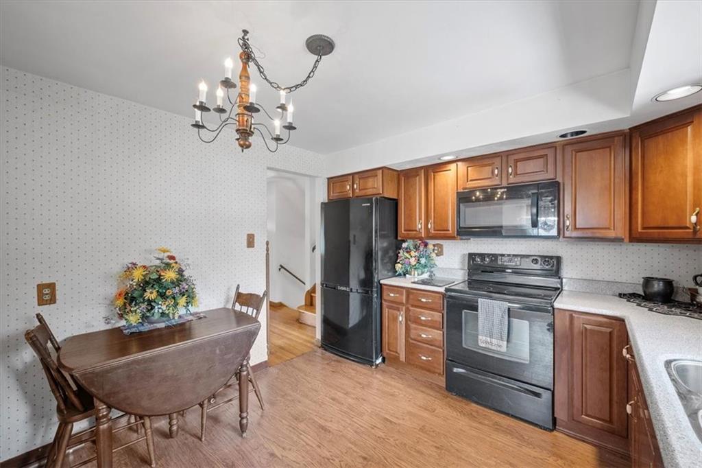 943 Girard Road Pittsburgh, PA 15227 - Photo 16 of 43 Gallery Image 16
