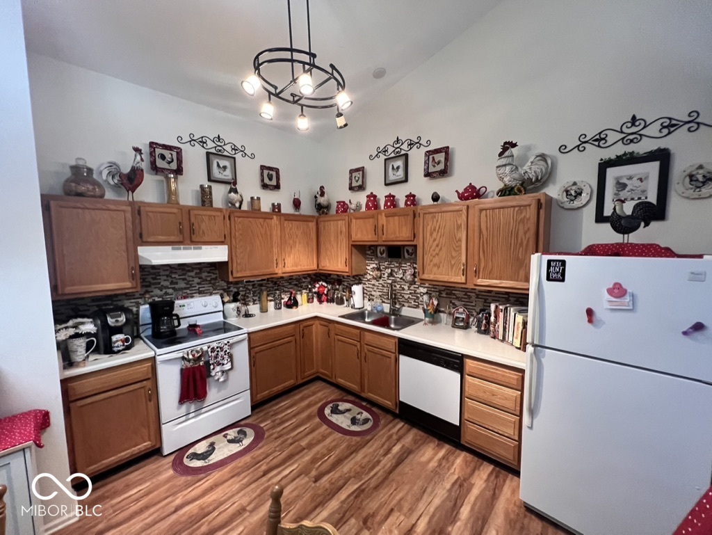 216 Rapid Rill Lane Brownsburg, IN 46112 - Photo 5 of 22