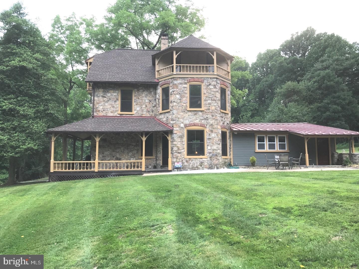Exterior Side