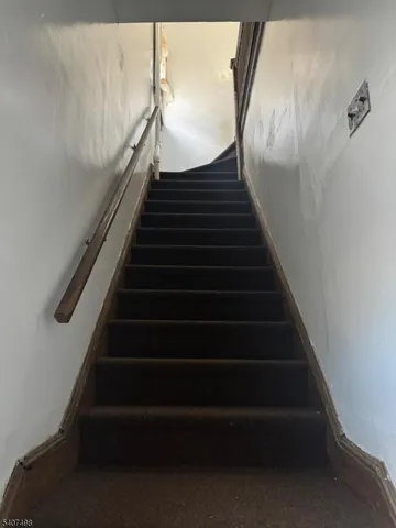 $2,700 | 311 Crooks Avenue, Unit 2, Clifton, NJ 07011