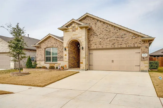 $389,000 | 1832 Chamaeleon Drive, Haslet, TX 76052