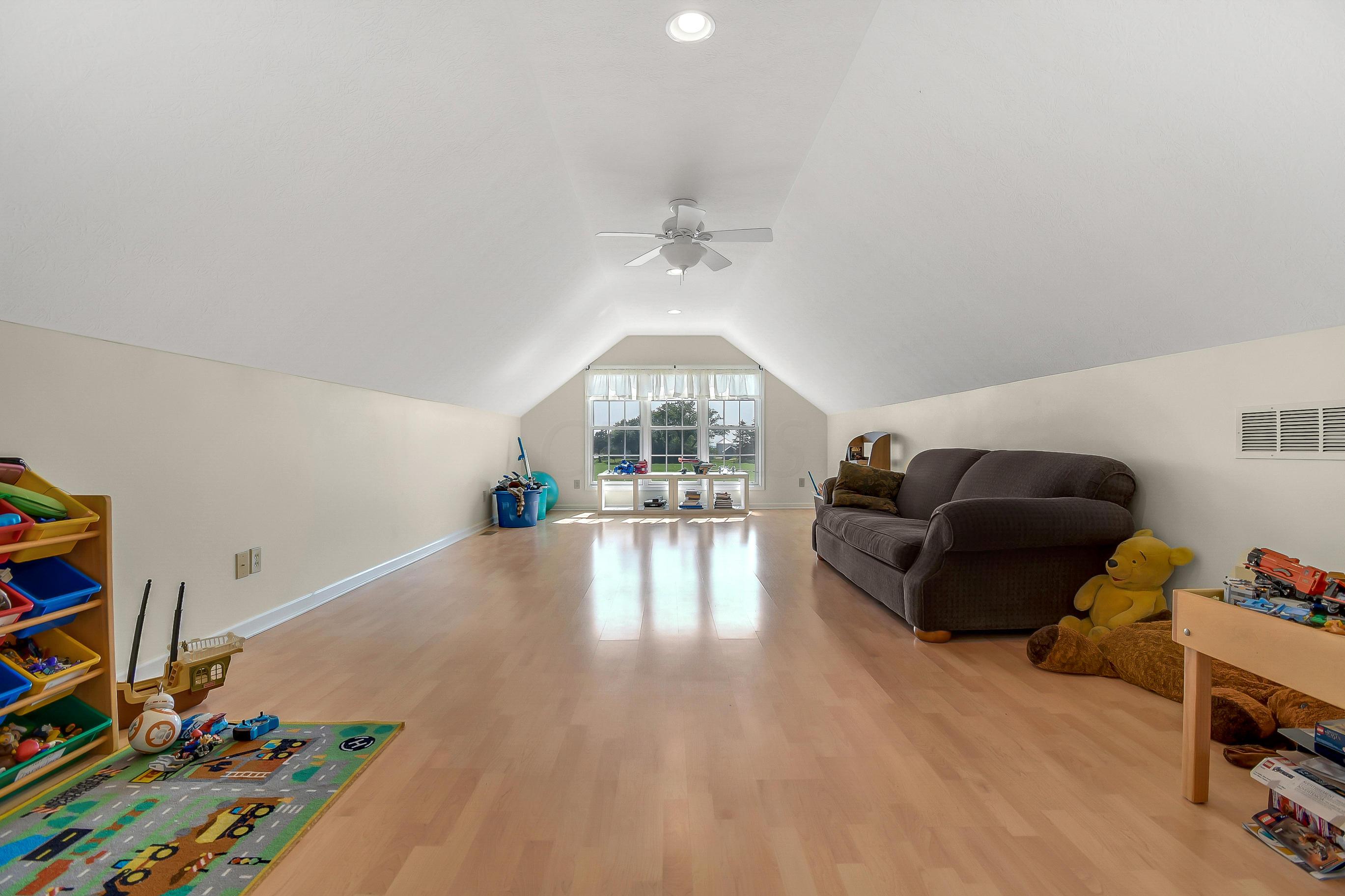 3715 Zuber Road Orient, OH 43146 - Photo 33 of 43 Gallery Image 33
