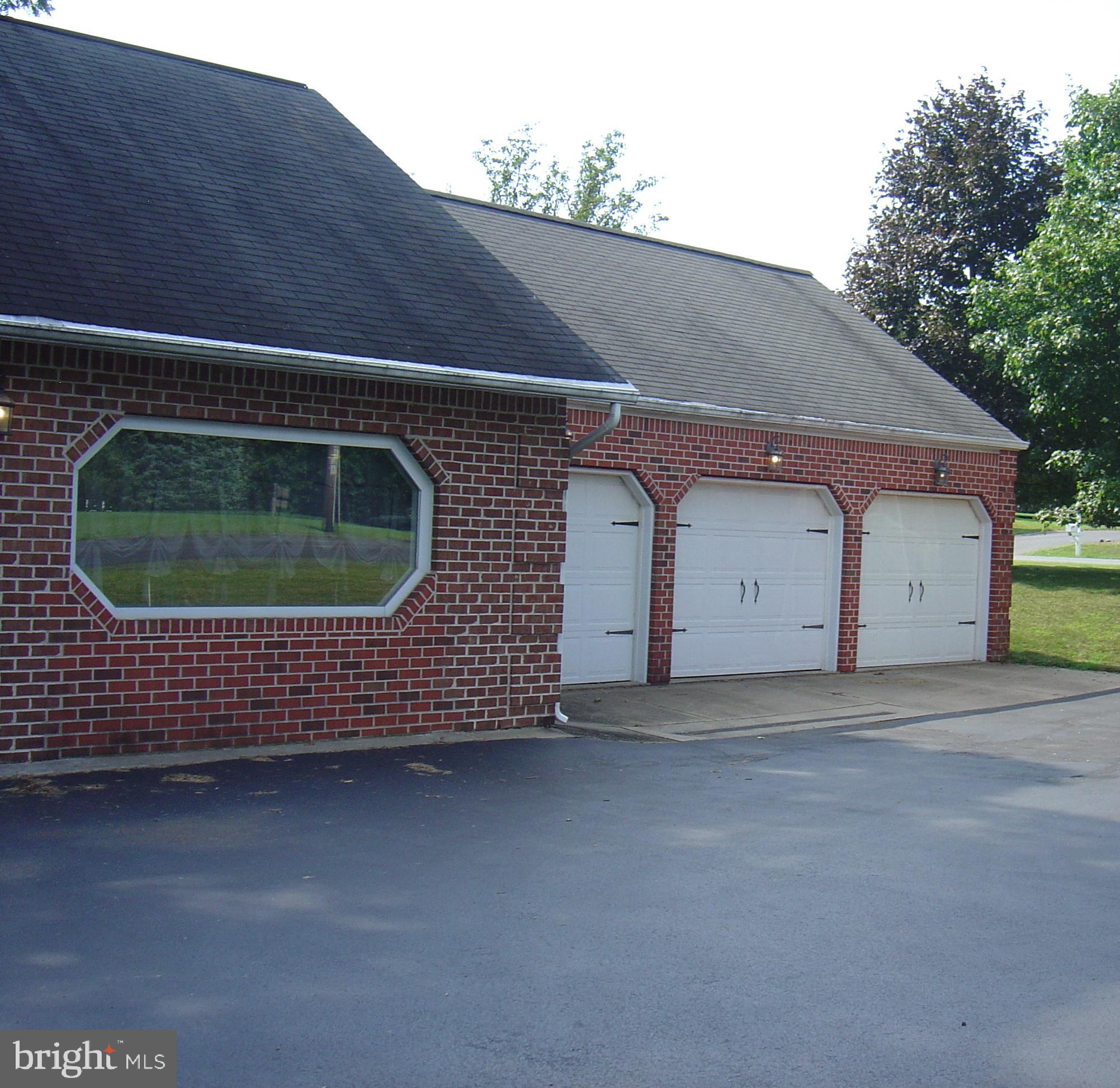 320 Rudy Dam Road Lititz, PA 17543 - Photo 4 of 31