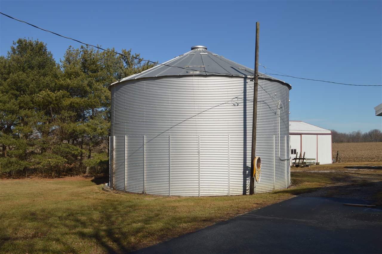 688 North Bicknell Road Wheatland, IN 47597 - Photo 30 of 33 Gallery Image 30