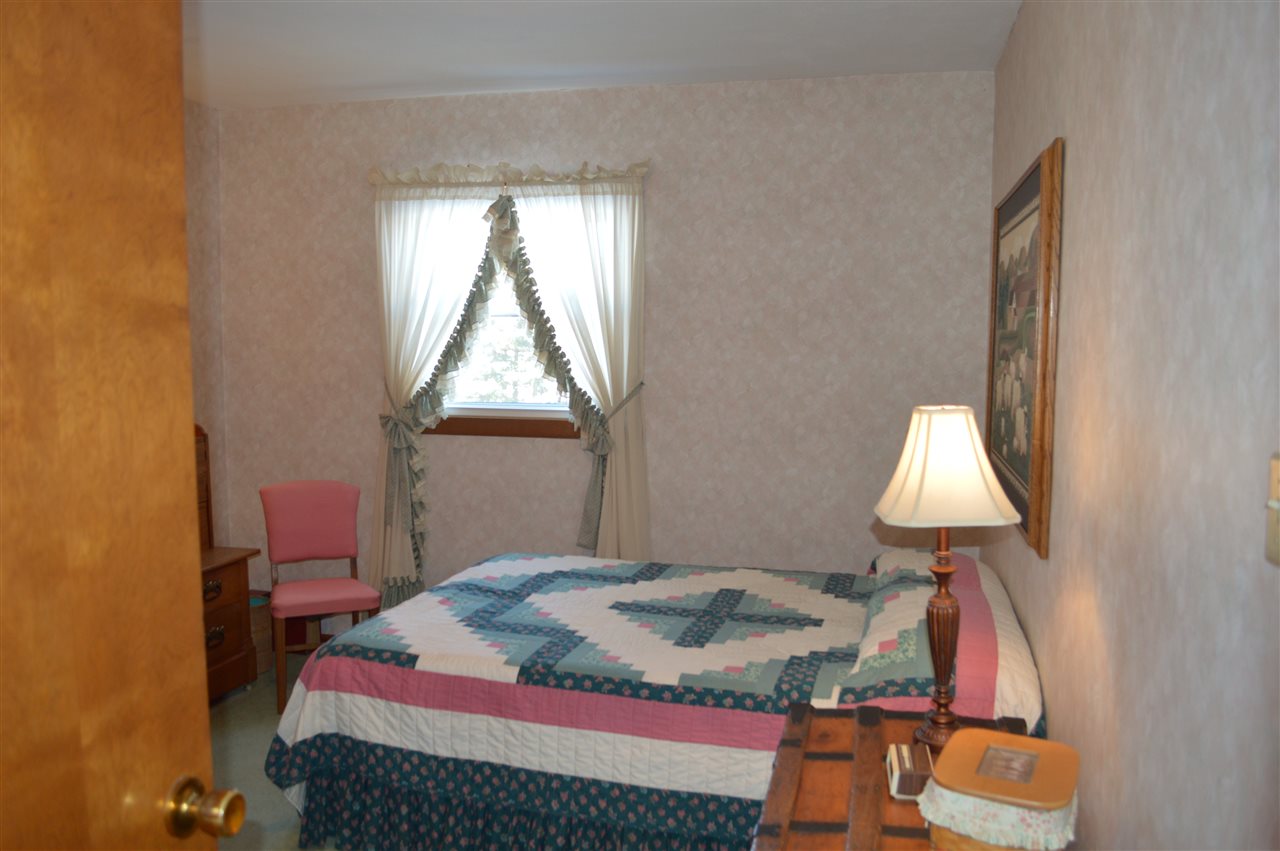 688 North Bicknell Road Wheatland, IN 47597 - Photo 4 of 33 Gallery Image 4