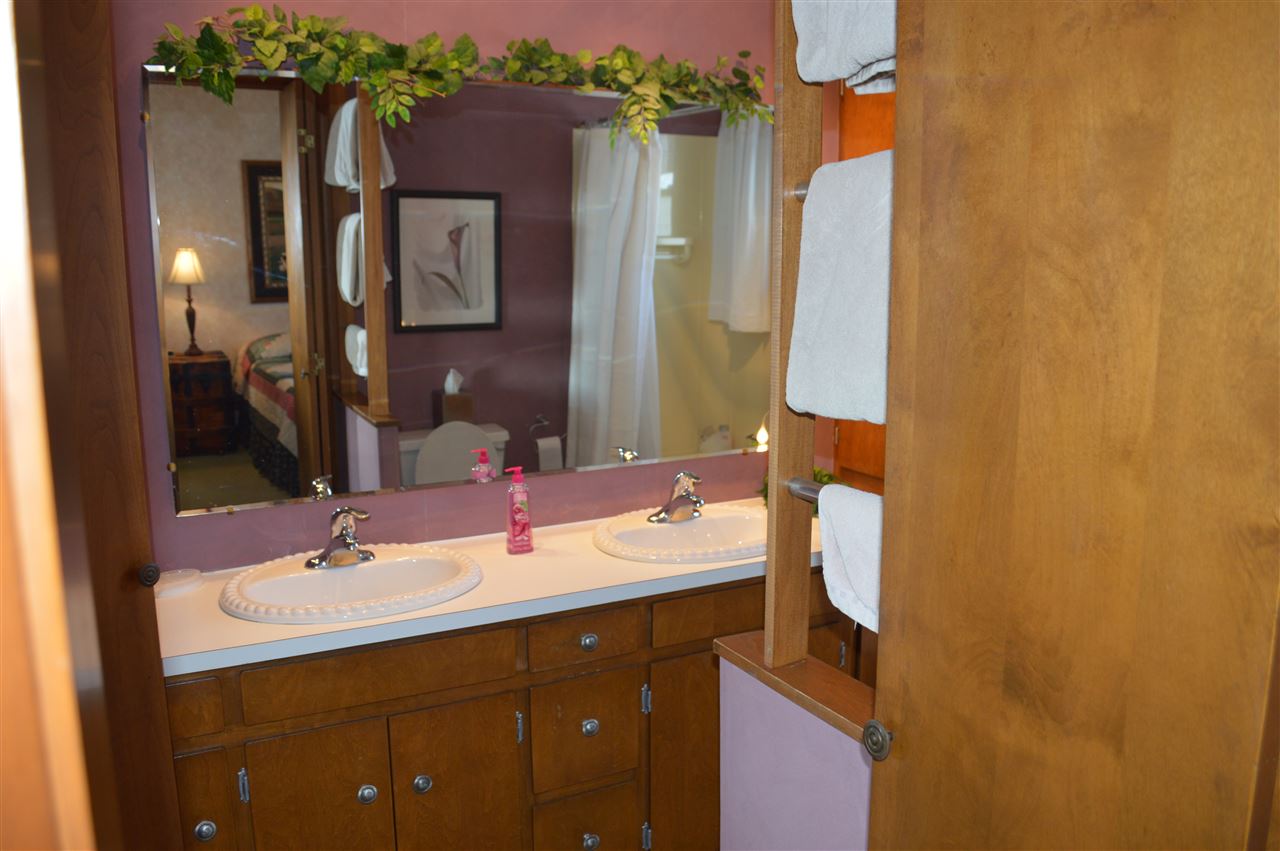 688 North Bicknell Road Wheatland, IN 47597 - Photo 5 of 33 Gallery Image 5