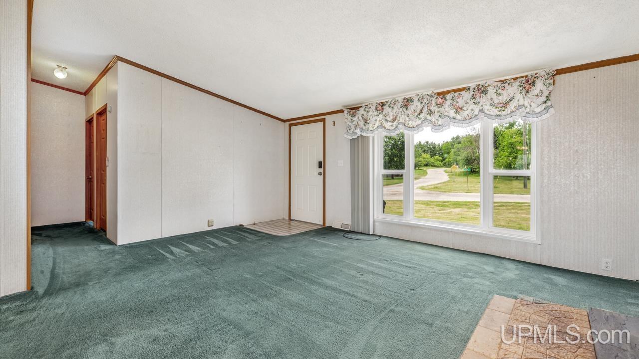 W5421 Ranch Road Norway, MI 49870 - Photo 3 of 30