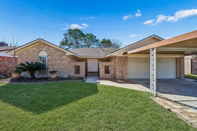 $215,000 | 1918 Atlanta Street, Deer Park, TX 77536