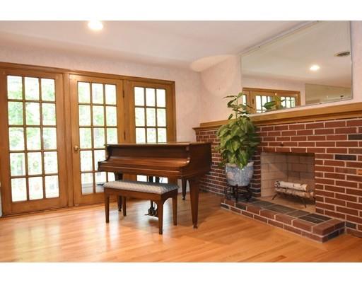 23 Dunster Road Sudbury, MA 01776 - Photo 7 of 25 Gallery Image 7
