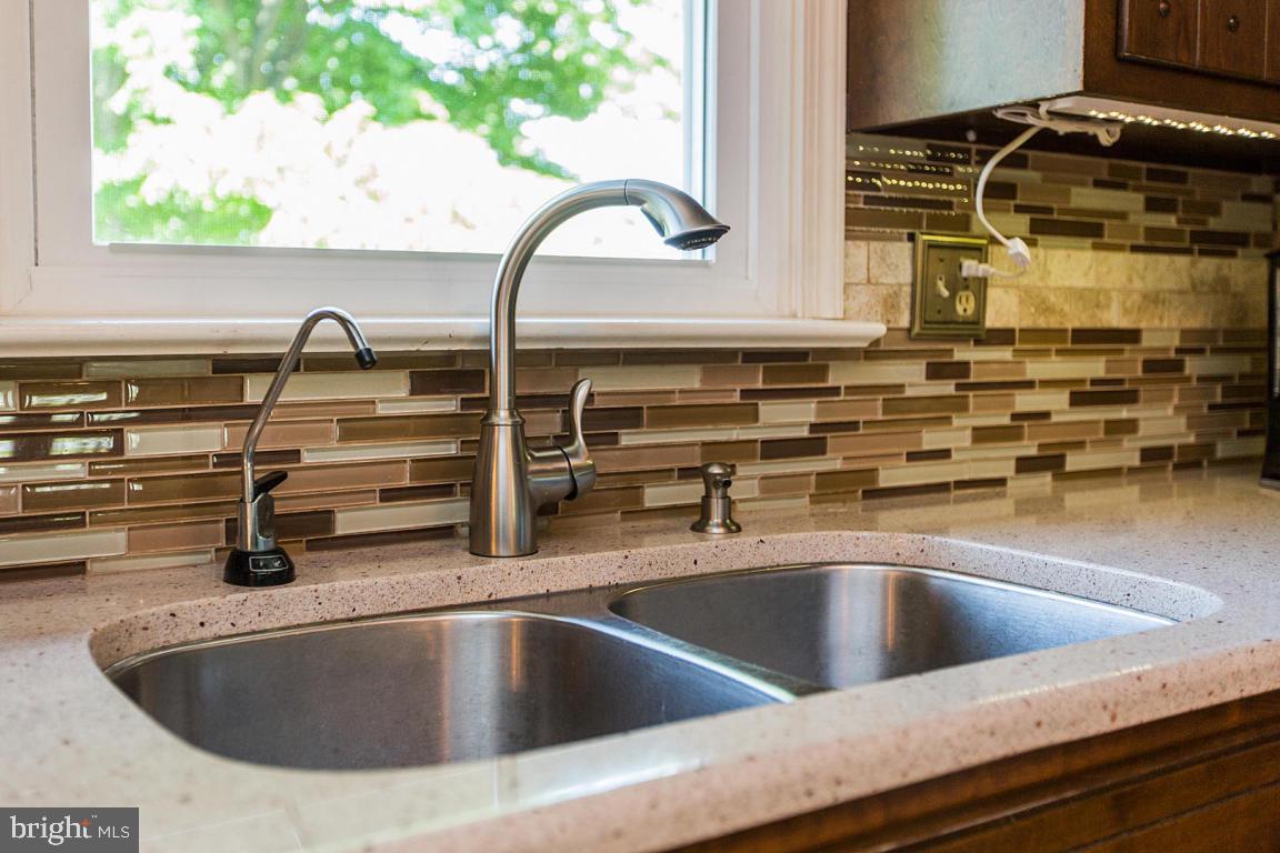 3718 Elizabethtown Road Manheim, PA 17545 - Photo 15 of 54 Gallery Image 15