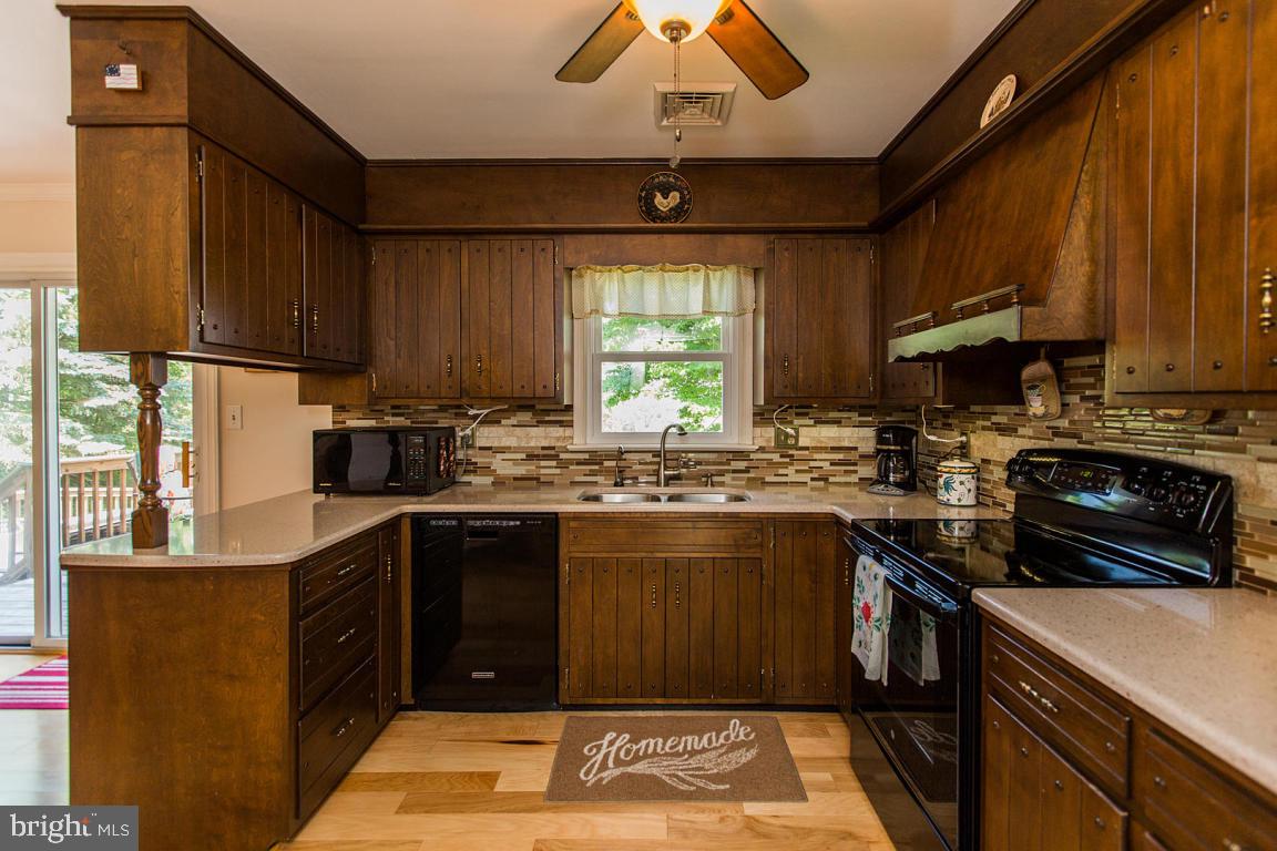 3718 Elizabethtown Road Manheim, PA 17545 - Photo 17 of 54 Gallery Image 17