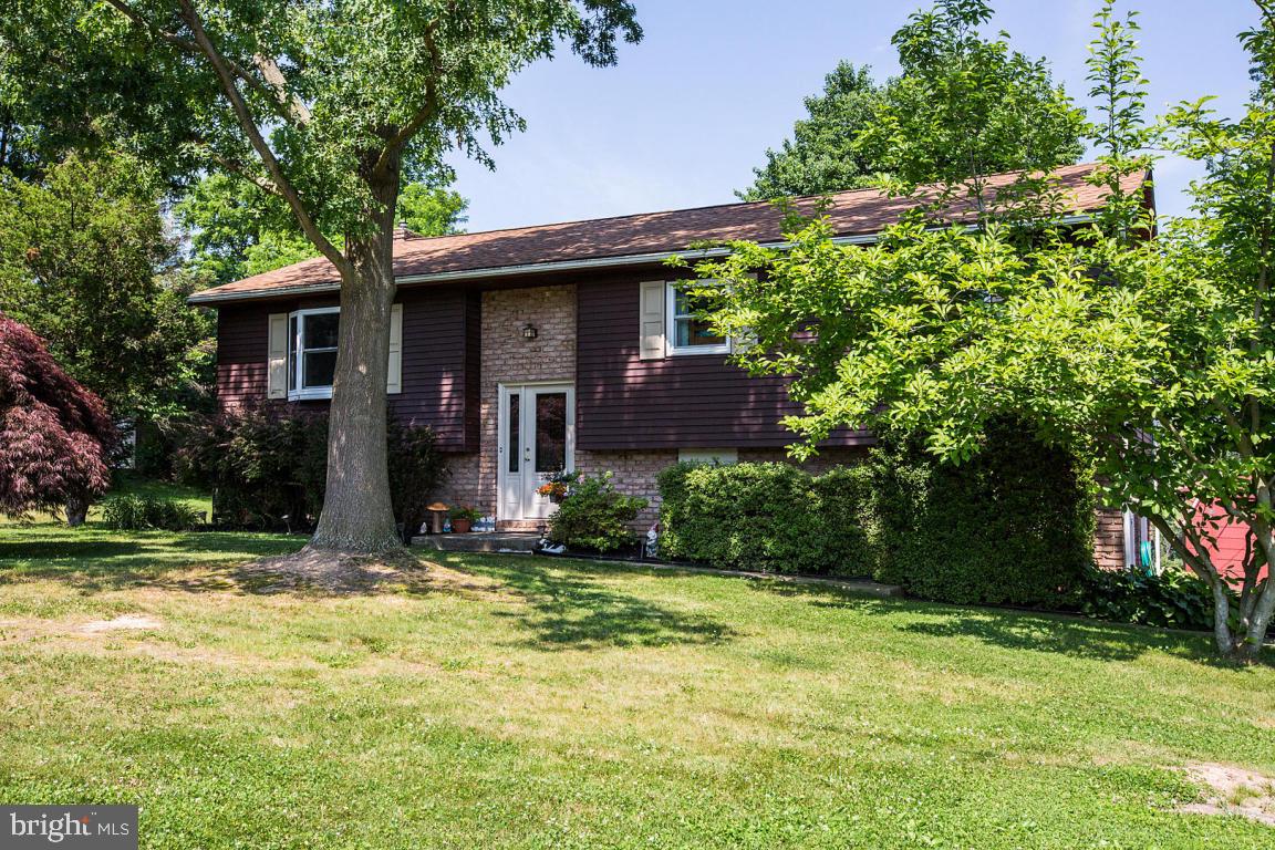 3718 Elizabethtown Road Manheim, PA 17545 - Photo 5 of 54 Gallery Image 5