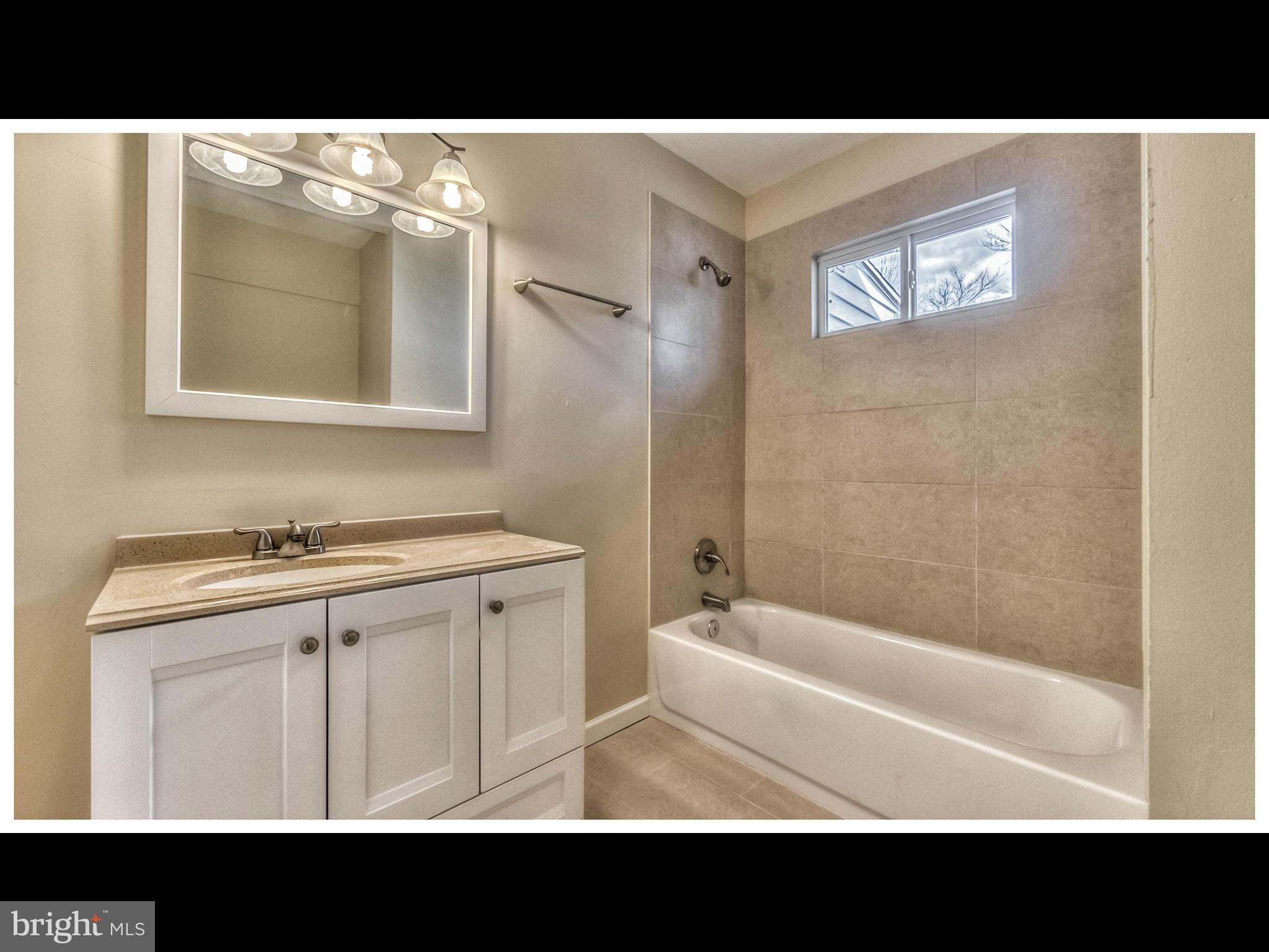 3305 Greenmead Road Baltimore, MD 21244 - Photo 12 of 29 Bath