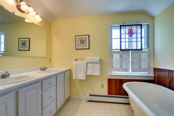 4 Parker Road Shirley, MA 01464 - Photo 17 of 24