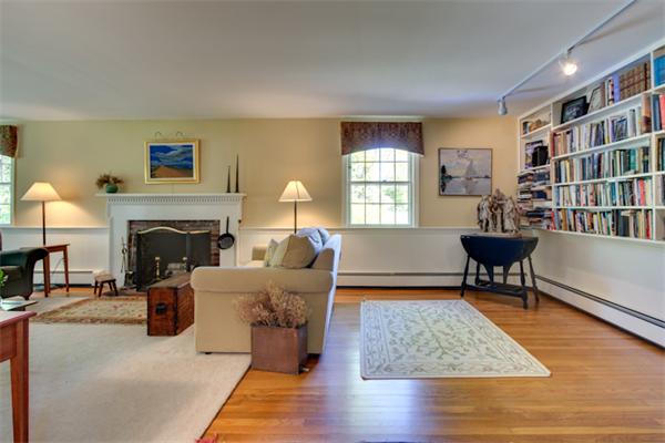 4 Parker Road Shirley, MA 01464 - Photo 9 of 24