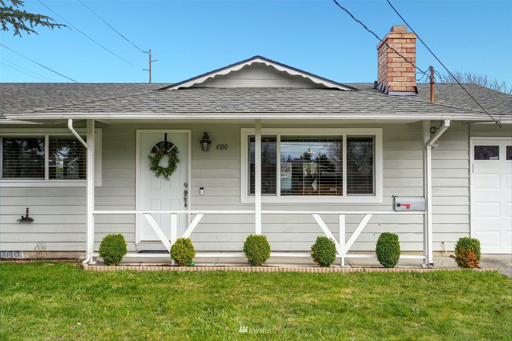 4100 Northeast 10th Street Renton, WA 98059 - Photo 3 of 29