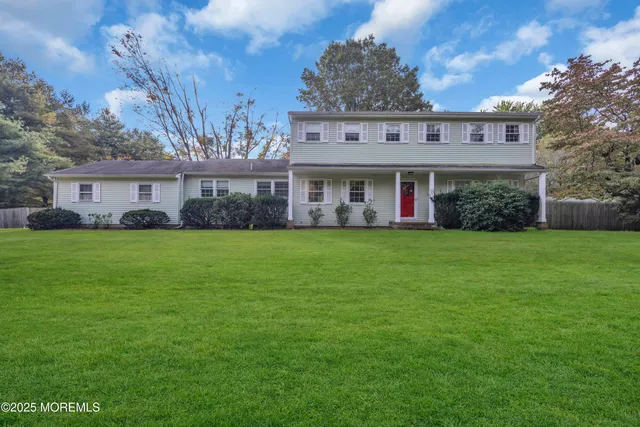 $853,000 | 3 Wildhedge Lane, Holmdel, NJ 07733