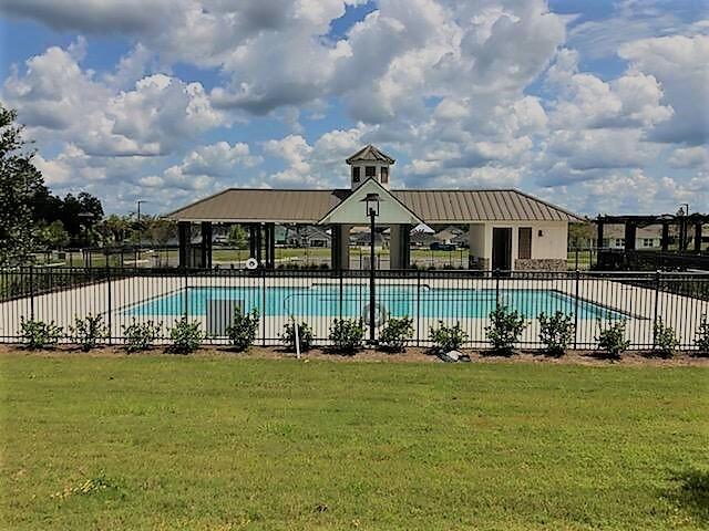 858 Otto Loop Crestview, FL 32539 - Photo 28 of 34 Community Pool